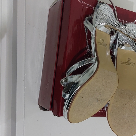 Silver Shoes - Picture 2 of 2